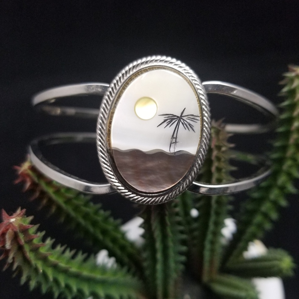 Palm-Tree-Moon-Ocean Silver Bangle - Picture 4 of 6